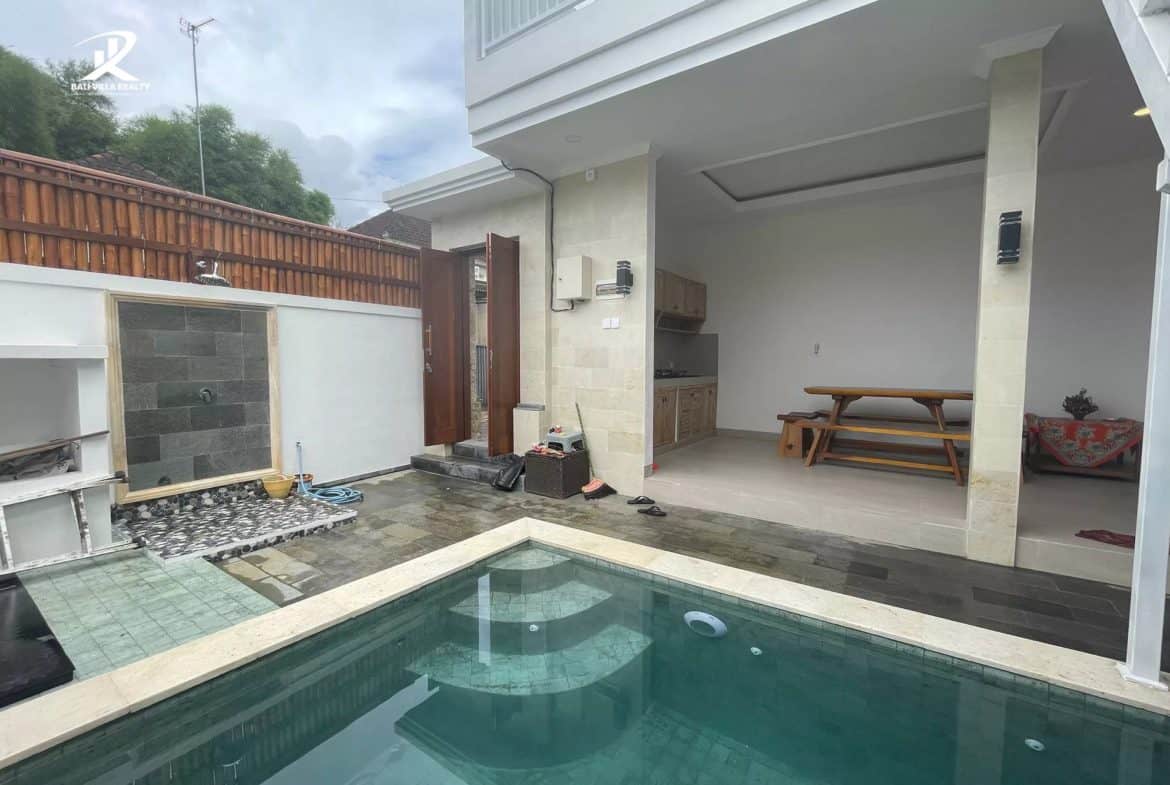 Modern Bali Escape: Private Pool 2BR Villa with Rooftop Terrace in Dalung For Sale Leasehold