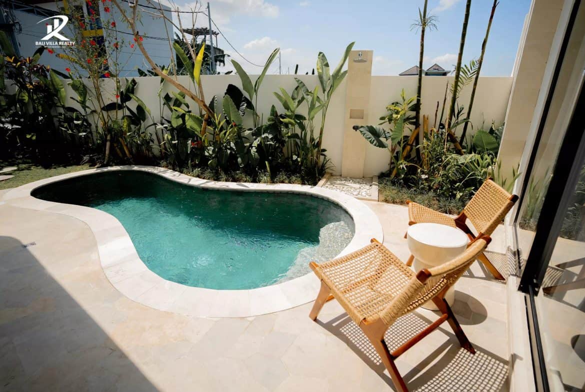 3BR Coastal Chic Villa in Cemagi: Leasehold with Rice Field Views & Minutes to Beach