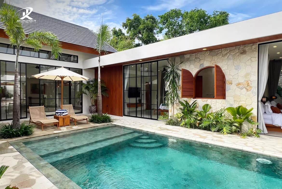 4-bedroom leasehold villa in Kerobokan — photo 3 of 5