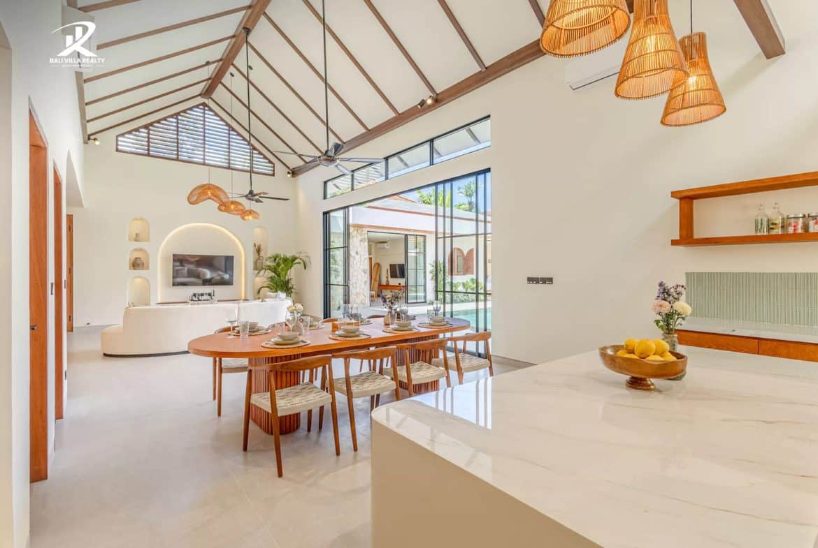 4-bedroom leasehold villa in Kerobokan — photo 5 of 5