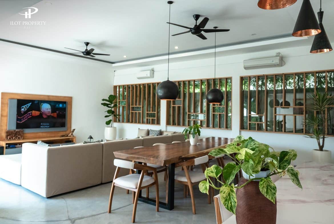 5-bedroom leasehold villa in Canggu — photo 3 of 5