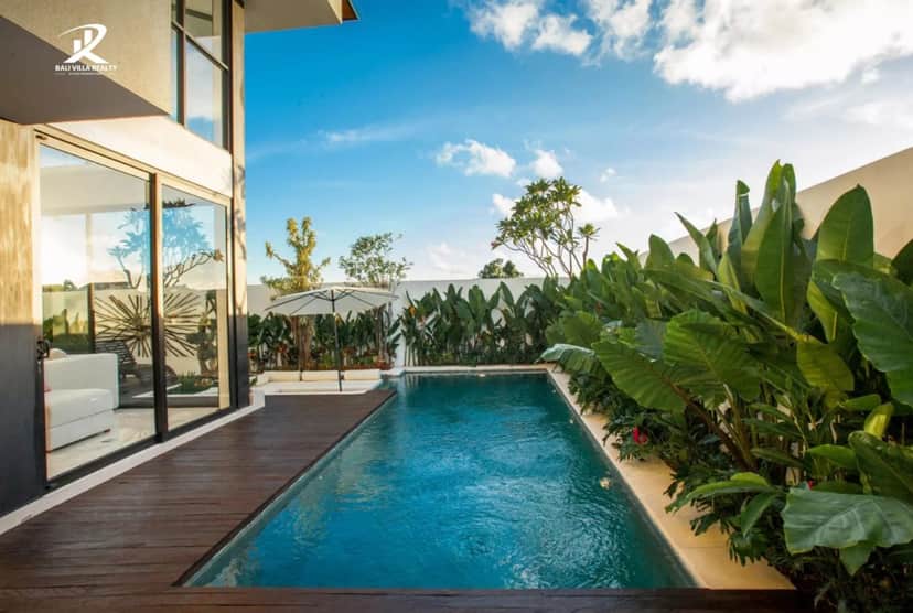 4-bedroom leasehold villa in Canggu — photo 2 of 5