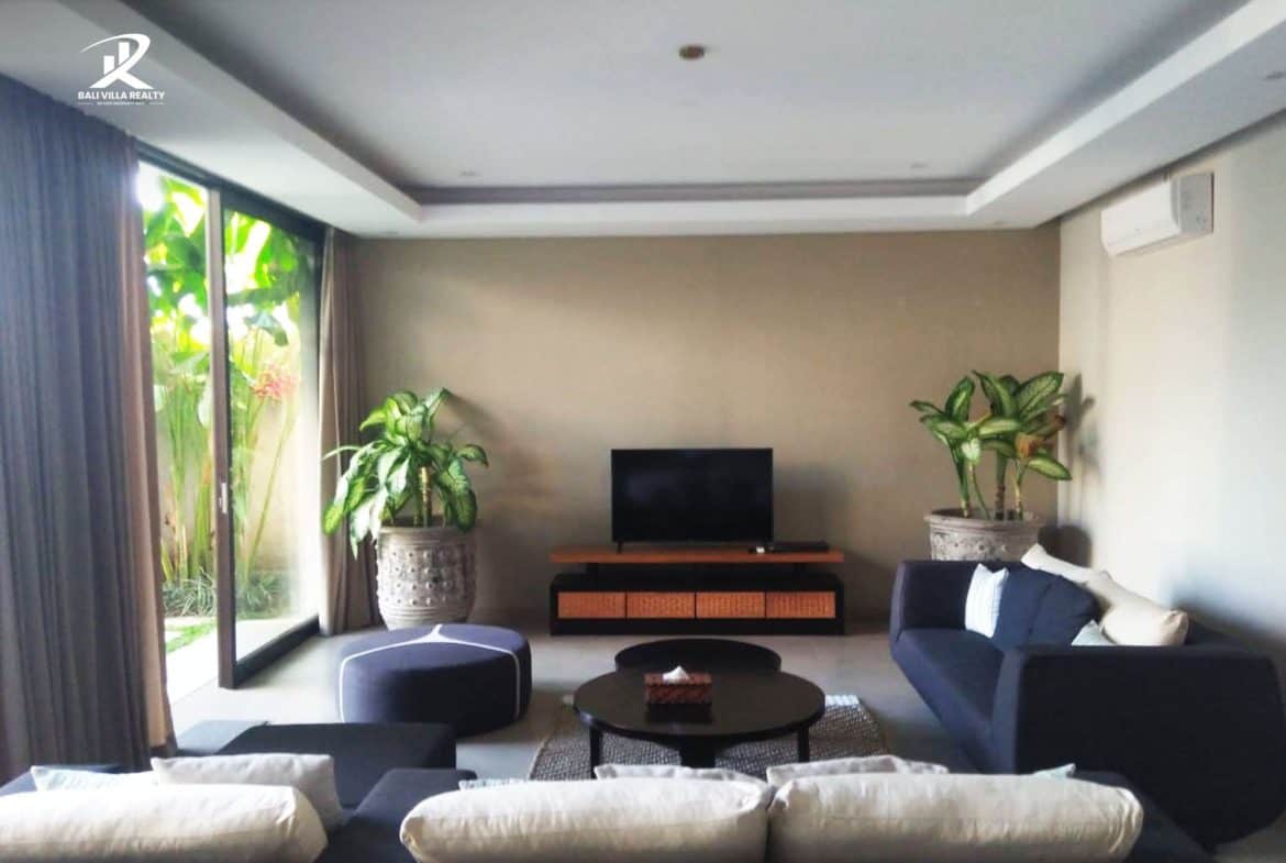 Rare Freehold! 4BR Sprawling Tropical Garden Villa in Tumbak Bayuh
