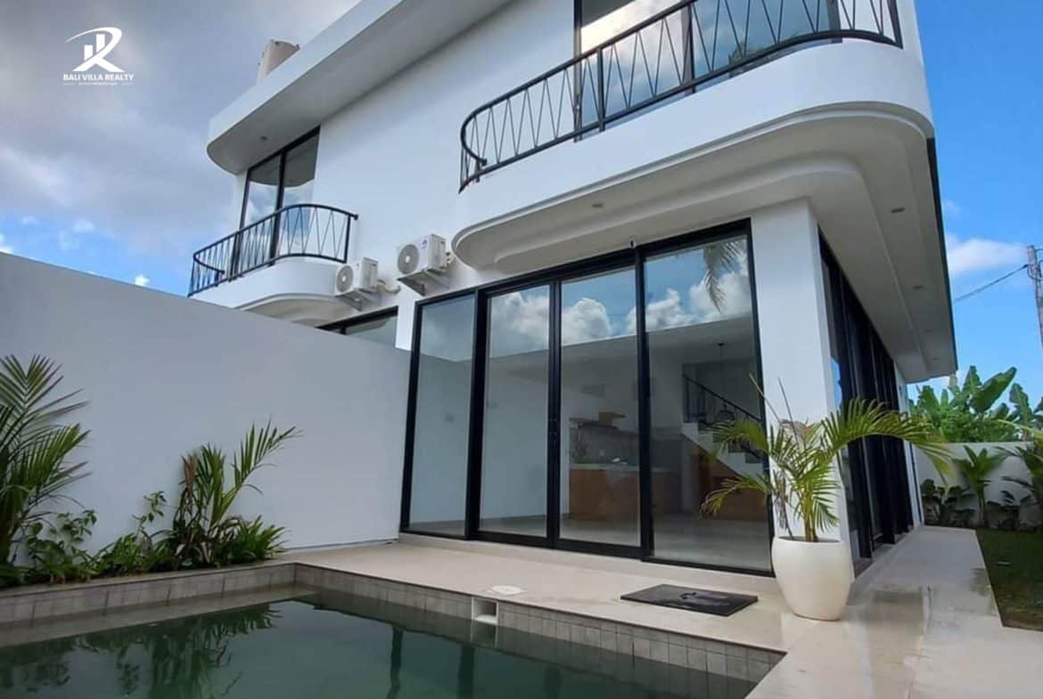 Rare Freehold: 3BR Modern Tropical Garden Villa in Nyanyi Tabanan