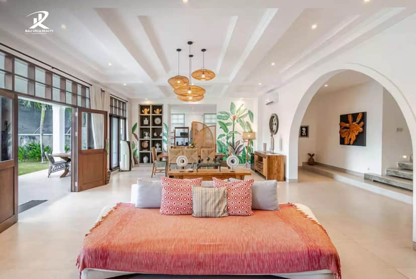 5-bedroom leasehold villa in Canggu — photo 5 of 5