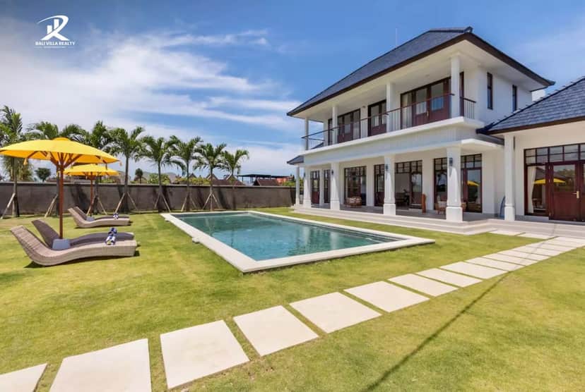 9-bedroom leasehold villa in Canggu — photo 3 of 5