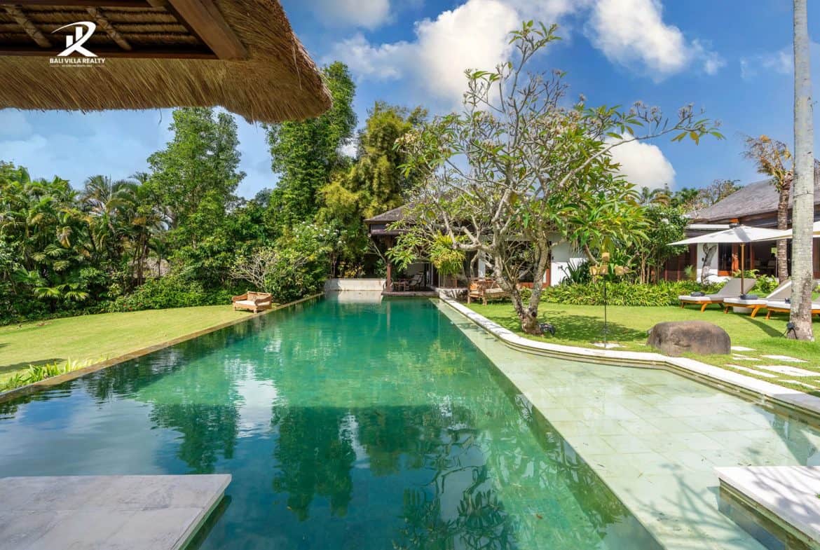 5-bedroom freehold villa in Canggu — photo 5 of 5