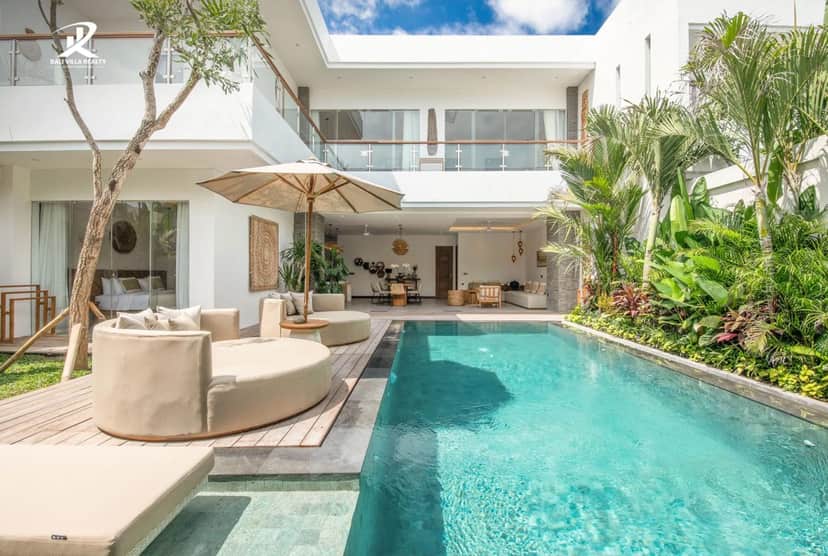 4-bedroom leasehold villa in Canggu — photo 3 of 5