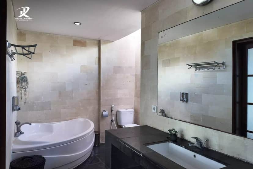 5-bedroom freehold villa in Ungasan — photo 5 of 5