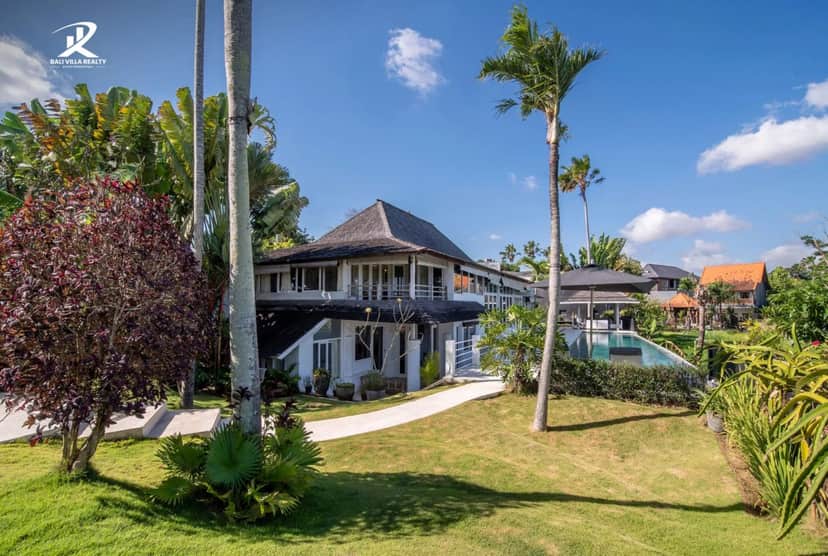 5-bedroom leasehold villa in Canggu — photo 4 of 5