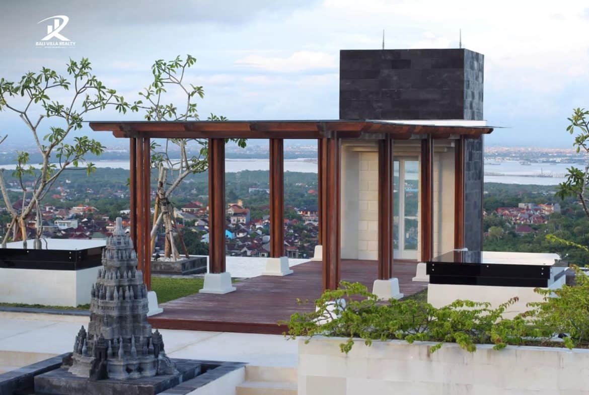 4-bedroom freehold villa in Jimbaran — photo 3 of 5