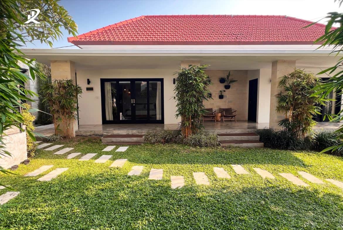 4-bedroom leasehold villa in Canggu — photo 4 of 5
