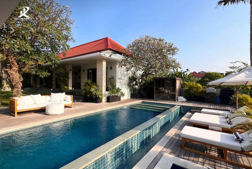 4-bedroom leasehold villa in Canggu — photo 2 of 5