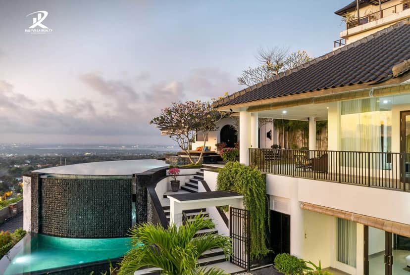 6-bedroom freehold villa in Nusa Dua — photo 2 of 5