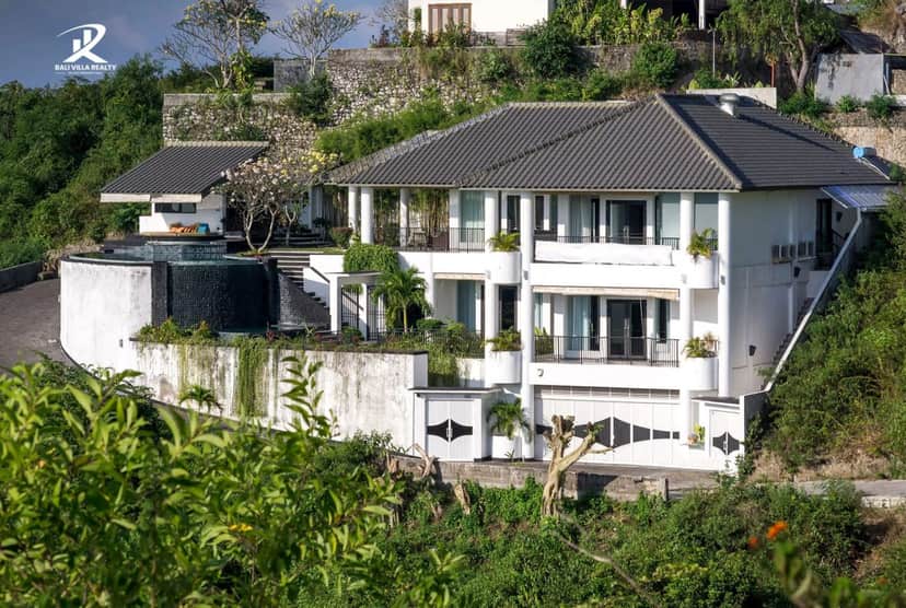 6-bedroom freehold villa in Nusa Dua — photo 3 of 5