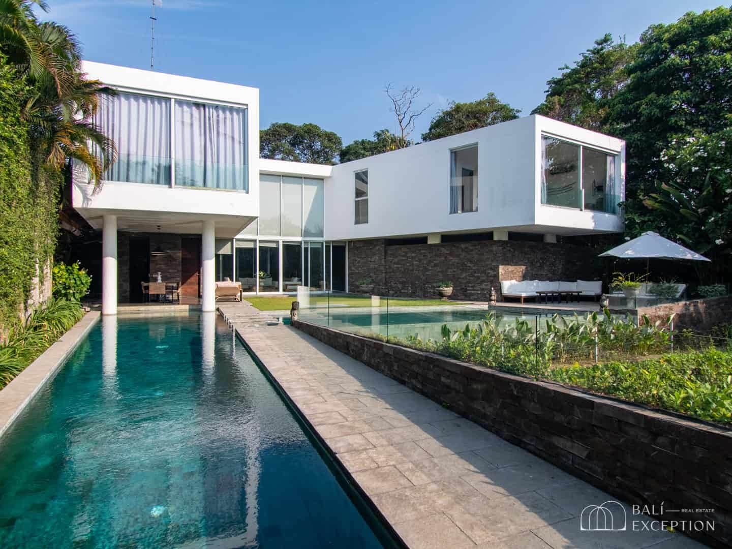 Luxury Modern Tropical with Ricefield View 4 Bedroom Villa for Sale Freehold in Pererenan