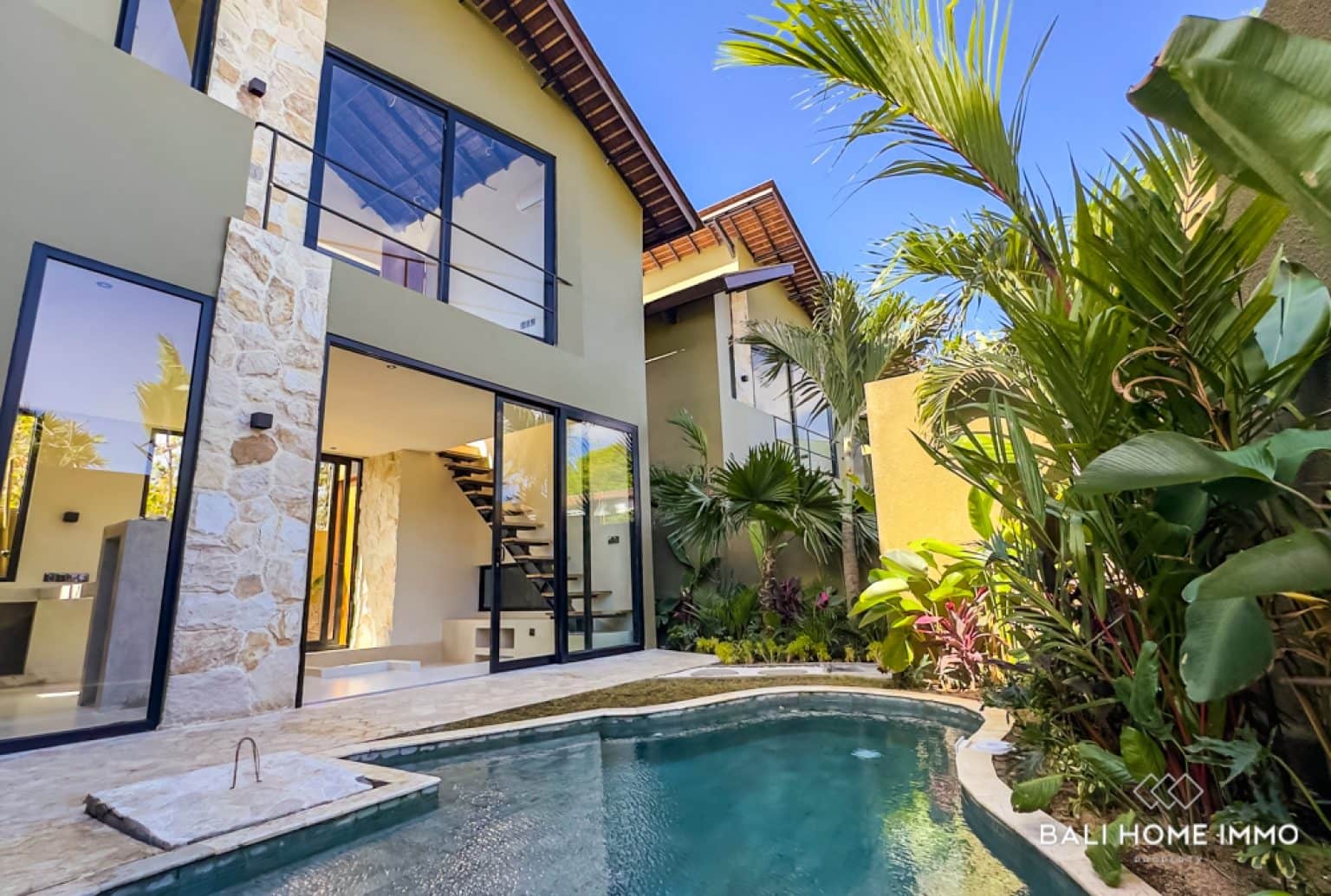 Modern Tropical 1 Bedroom Semi-furnished Villa in Ungasan