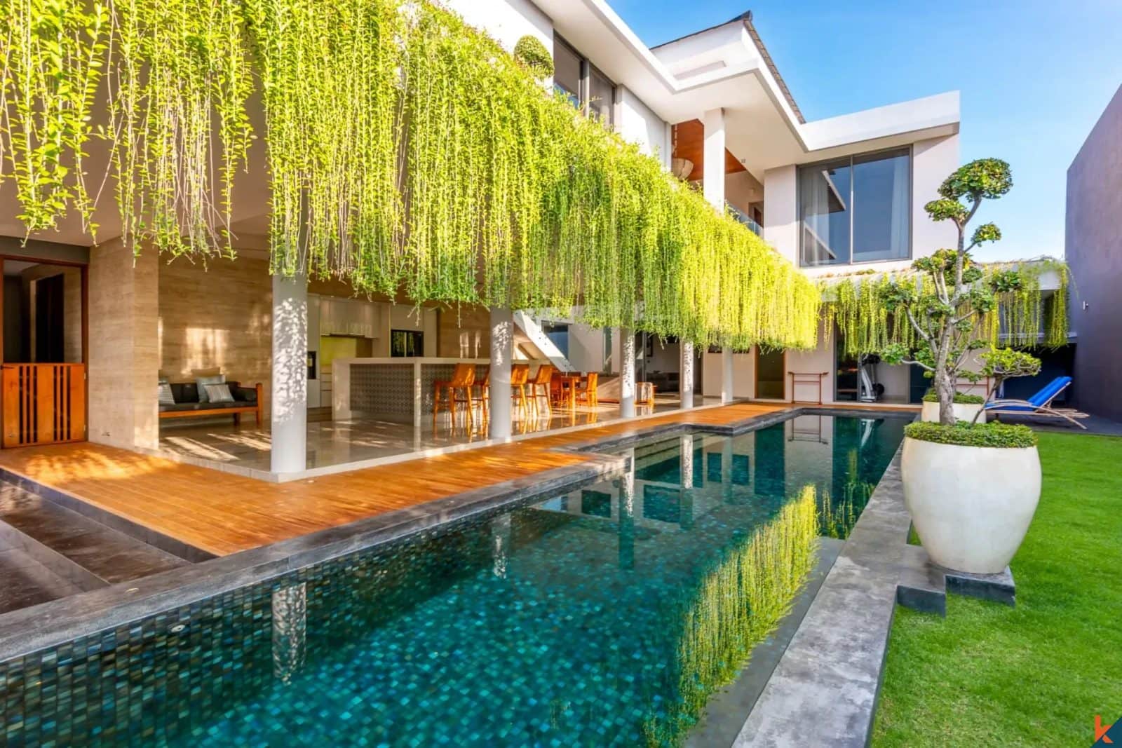 3-bedroom freehold villa in Kerobokan — photo 2 of 5