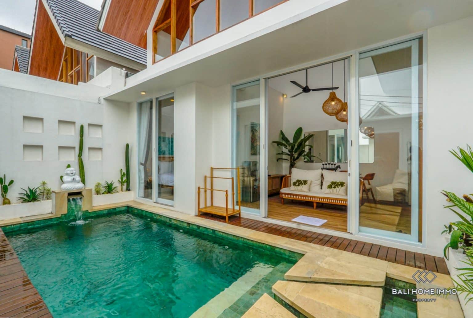 Charming 2 Bedroom Villa for Sale Leasehold in Bali Kerobokan