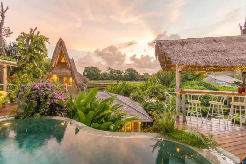 6-bedroom leasehold villa in Buduk/Mengwi — photo 2 of 5