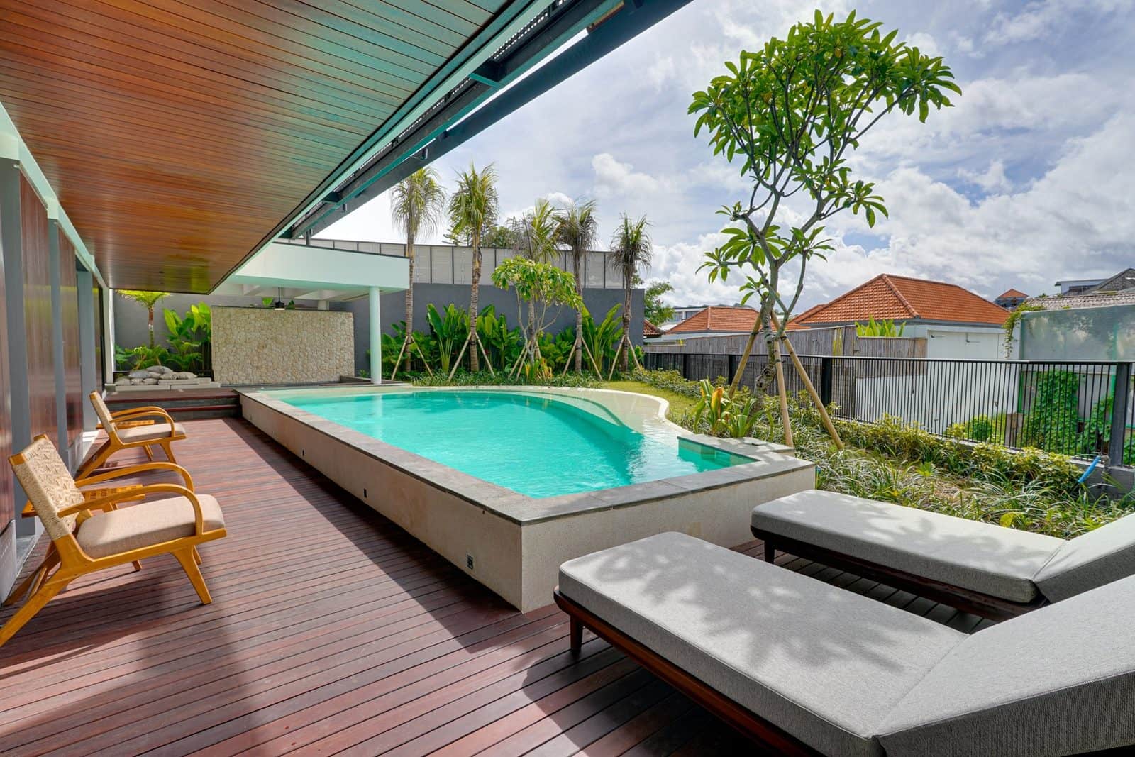 5-bedroom leasehold villa in Canggu — photo 3 of 5