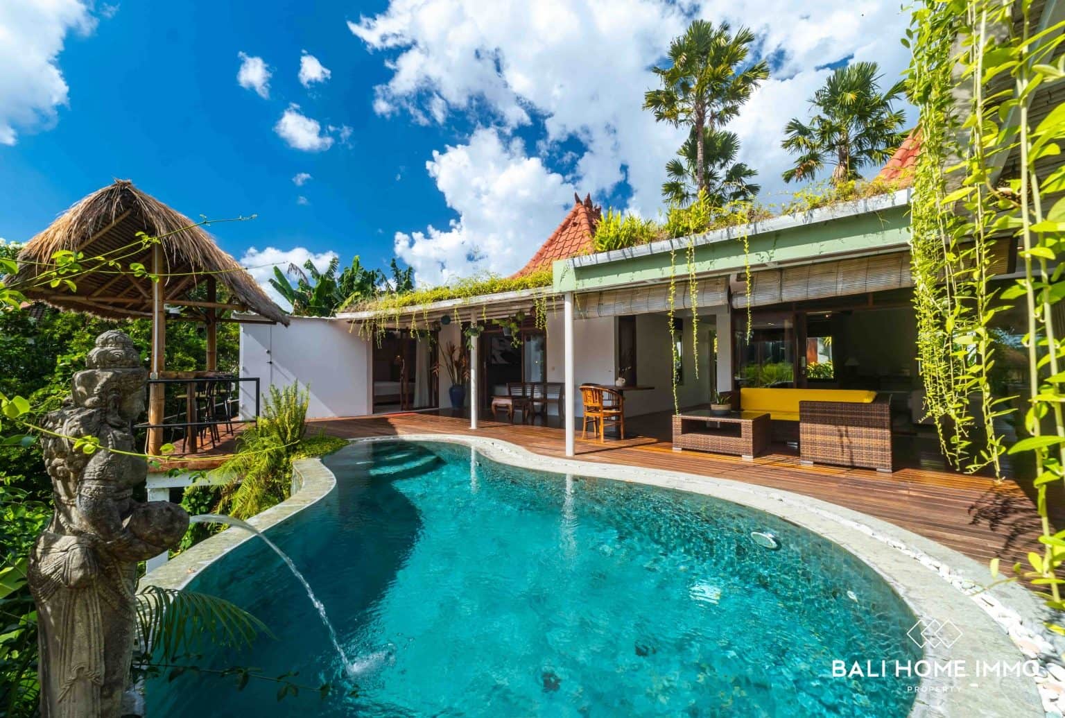 7-bedroom leasehold villa in Pererenan — photo 2 of 5