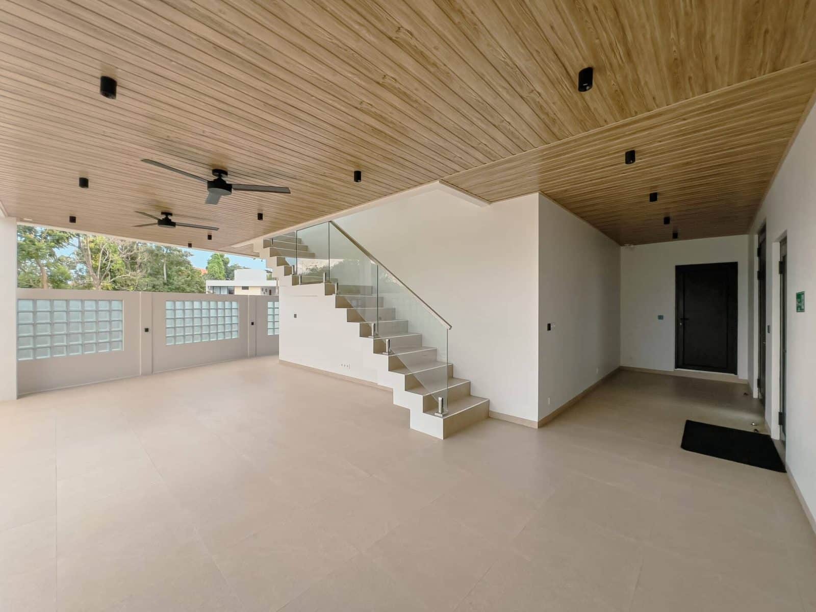 5-bedroom leasehold villa in Pererenan — photo 5 of 5