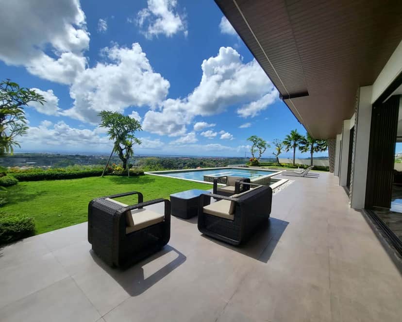 4-bedroom freehold villa in Jimbaran — photo 3 of 5
