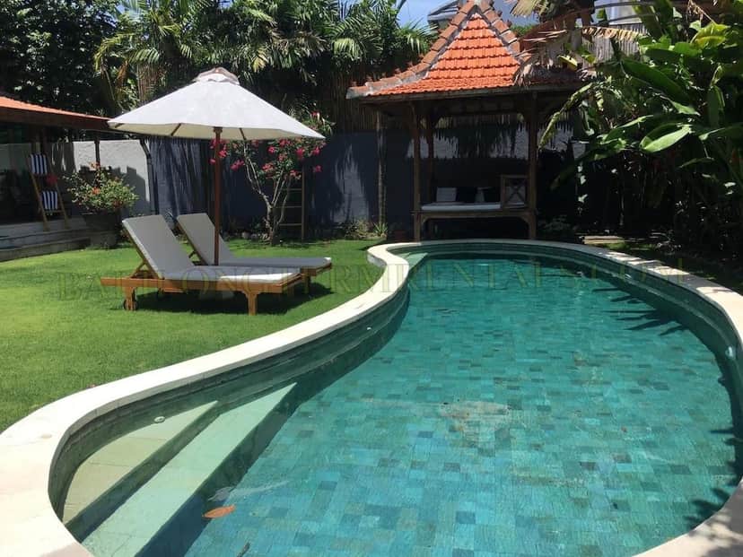 4-bedroom leasehold villa in Canggu — photo 2 of 5