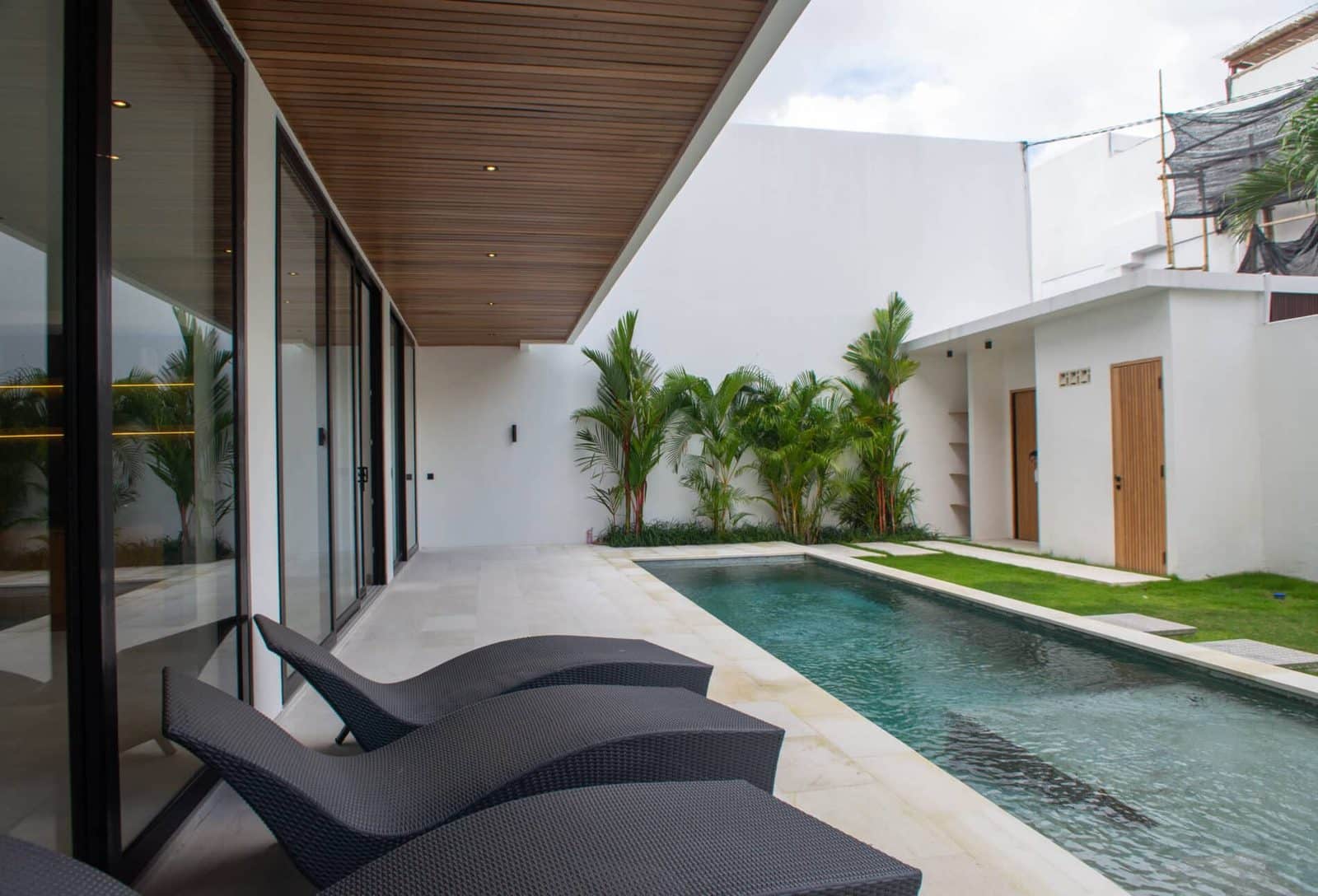 4-bedroom leasehold villa in Pererenan — photo 3 of 5