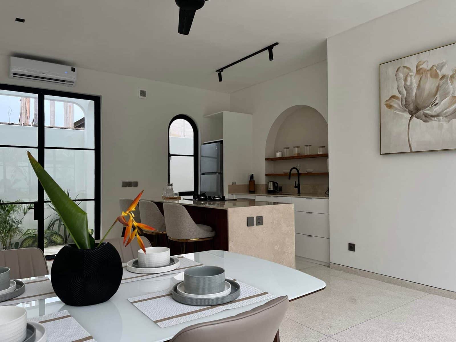 3-bedroom leasehold villa in Berawa — photo 5 of 5
