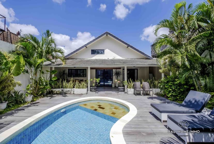 4-bedroom leasehold villa in Kerobokan — photo 2 of 5