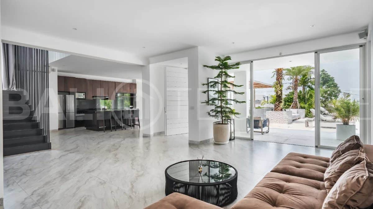 4-bedroom freehold villa in Ungasan — photo 4 of 5