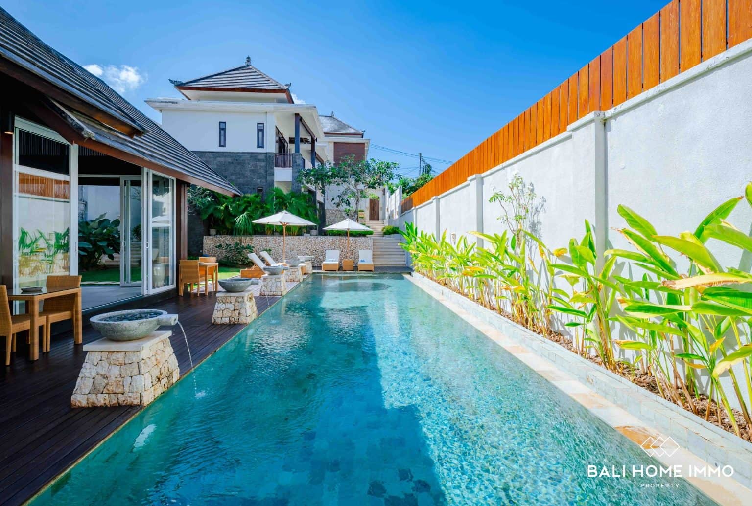 Beautiful 7 Bedroom Family Villa for Sale Freehold and Leasehold Near Karma Beach - Fm009a