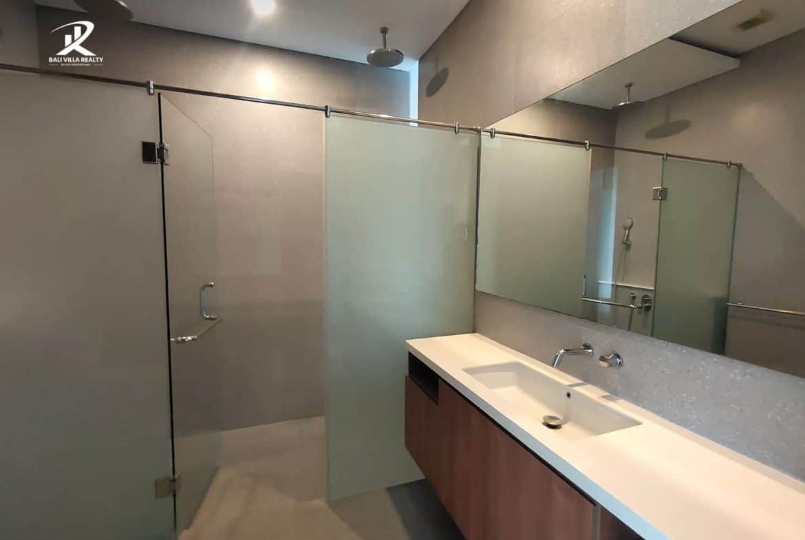 4-bedroom freehold villa in Sanur — photo 5 of 5
