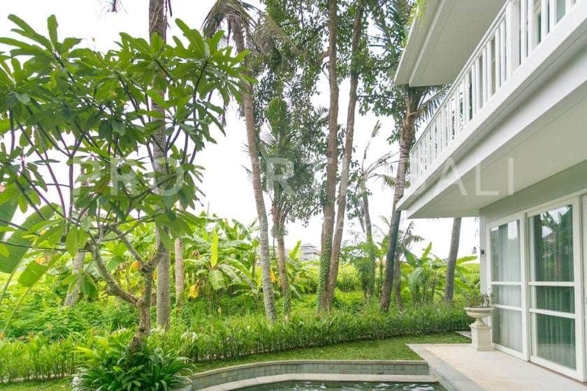 3-bedroom freehold villa in Berawa — photo 3 of 5