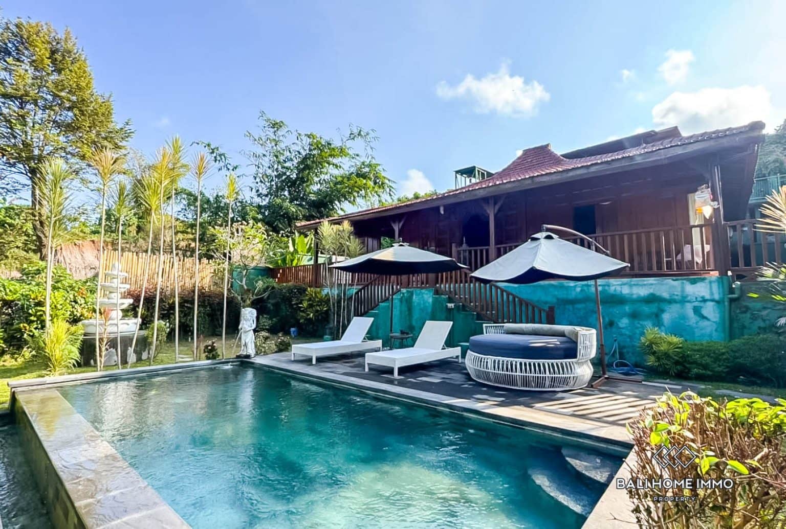 3 Bedrooms Villa with River View in Sukawati - Rf10595a