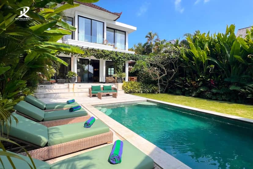 5-bedroom leasehold villa in Canggu — photo 2 of 5