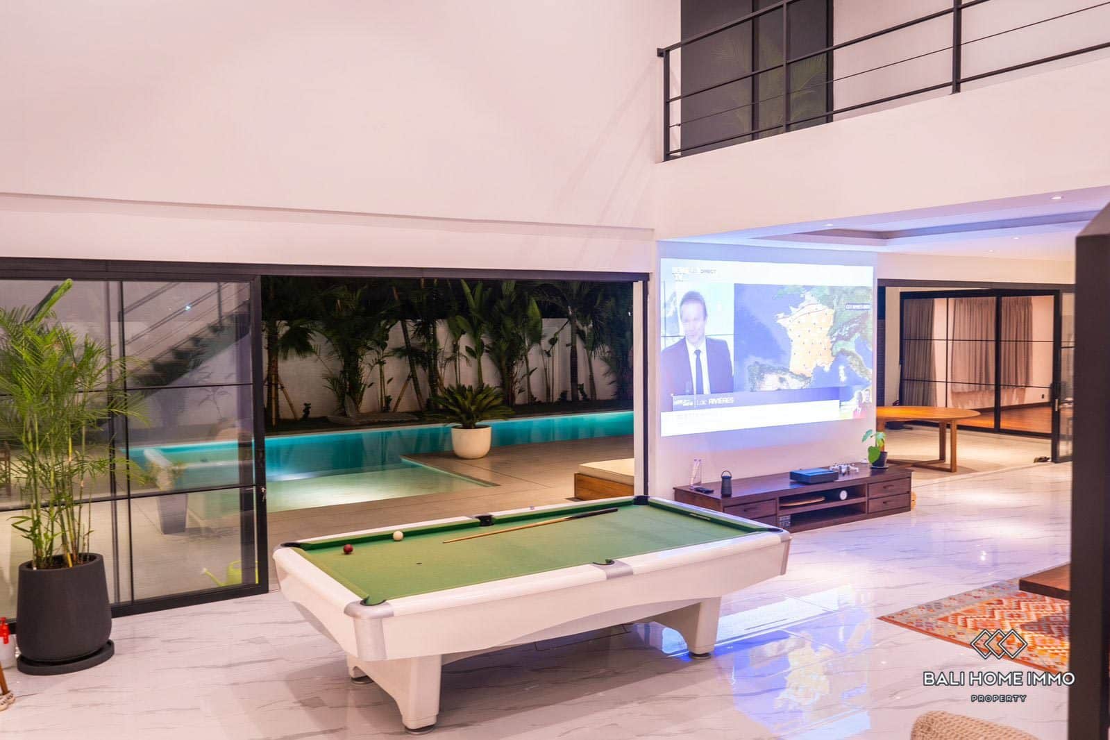 4-bedroom leasehold villa in Seminyak — photo 4 of 5