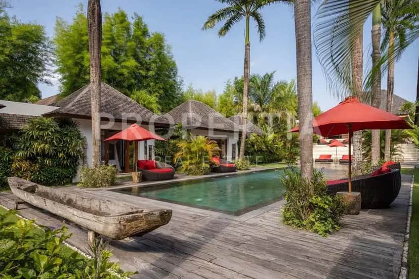 6-bedroom leasehold villa in Canggu — photo 4 of 5
