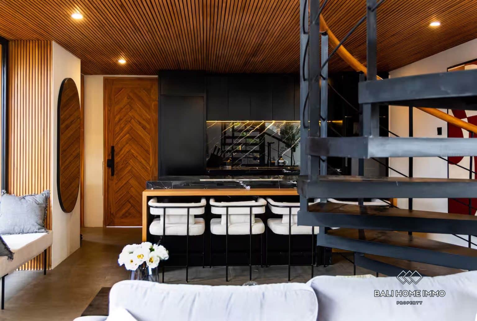 4-bedroom leasehold villa in Canggu — photo 5 of 5