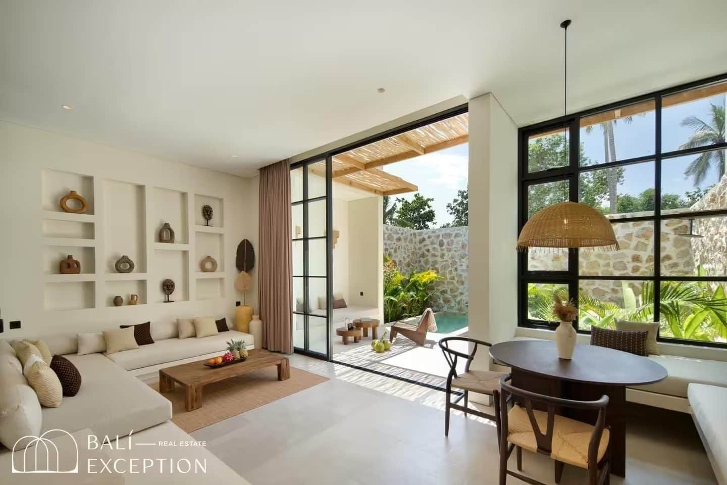 1-bedroom freehold villa in Kuta (Lombok) — photo 2 of 5