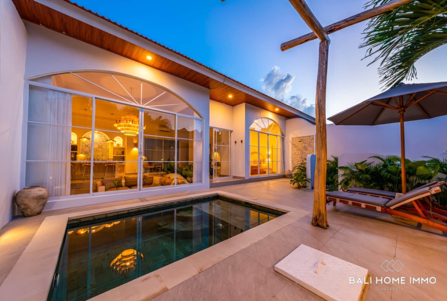 Modern 1 Bedroom Villa for Sale Leasehold in Ungasan - Ve005a