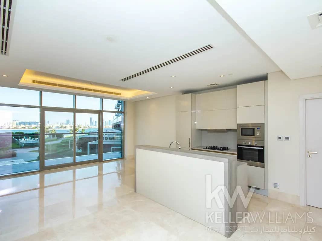 3-bedroom freehold apartment in Palm Jumeirah — photo 1 of 5