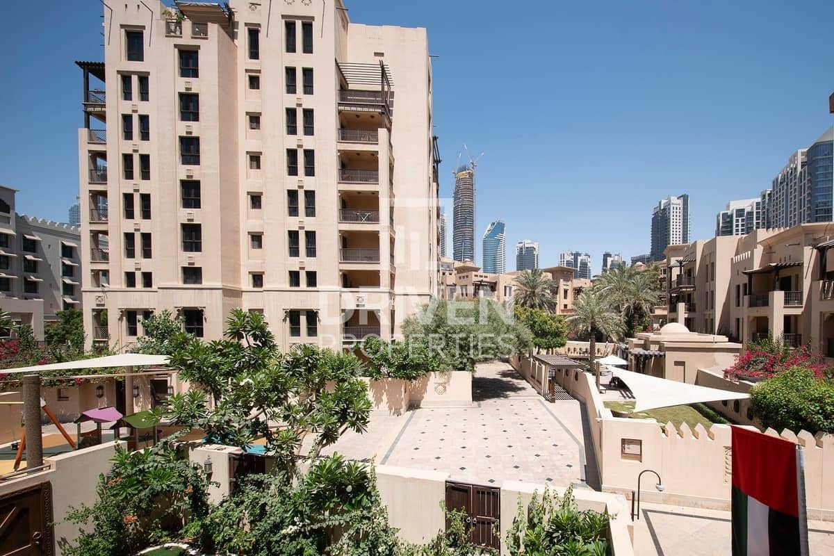 2-bedroom freehold apartment in Downtown Dubai — photo 1 of 5