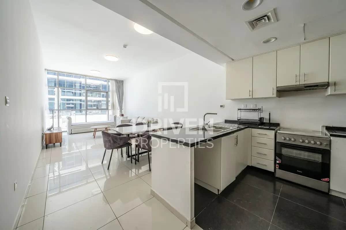 2-bedroom freehold apartment in DAMAC Hills — photo 2 of 4