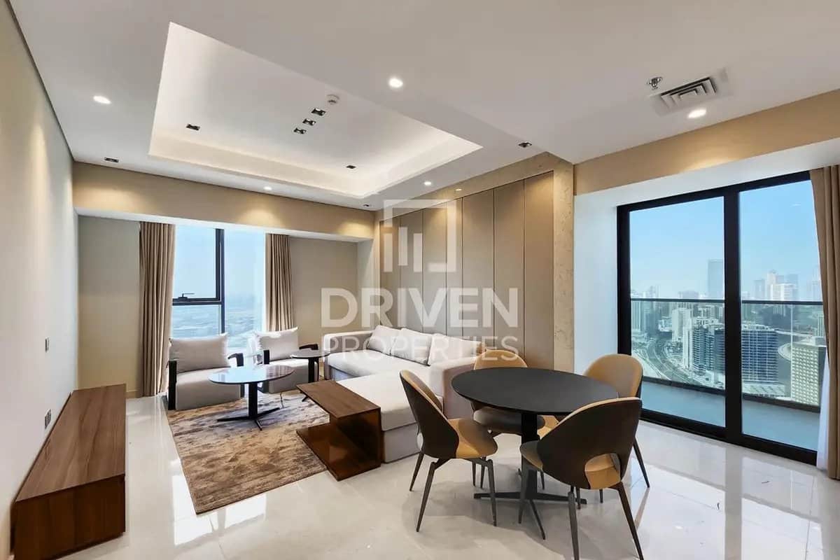 2-bedroom freehold apartment in Business Bay — photo 1 of 5
