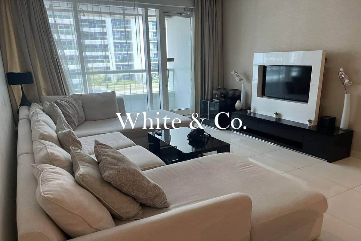 3-bedroom freehold apartment in Business Bay — photo 2 of 5