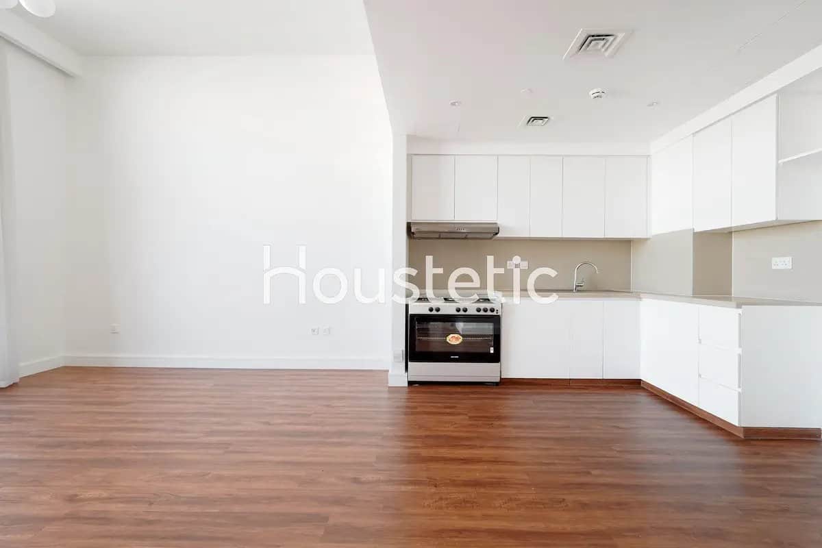 2-bedroom freehold apartment in Town Square — photo 4 of 4