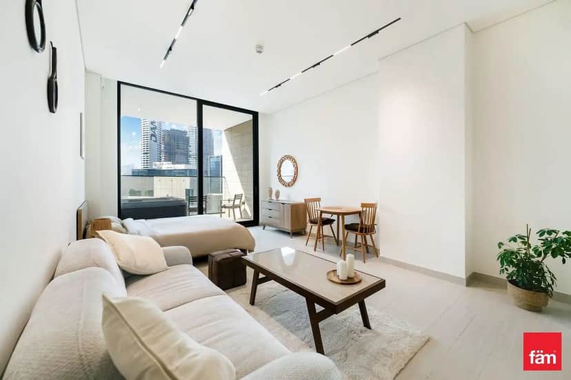studio freehold apartment in Business Bay — photo 3 of 5